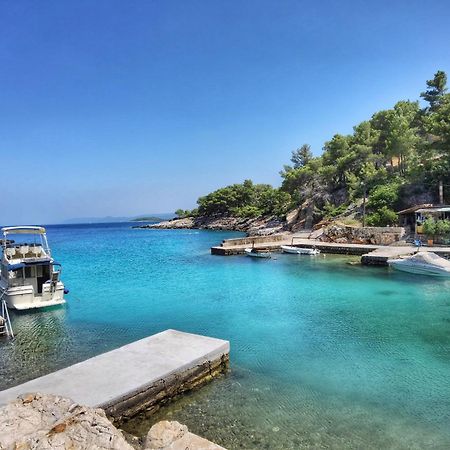 Holiday Hvar Vrbanj 外观 照片