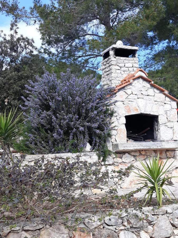 Holiday Hvar Vrbanj 外观 照片