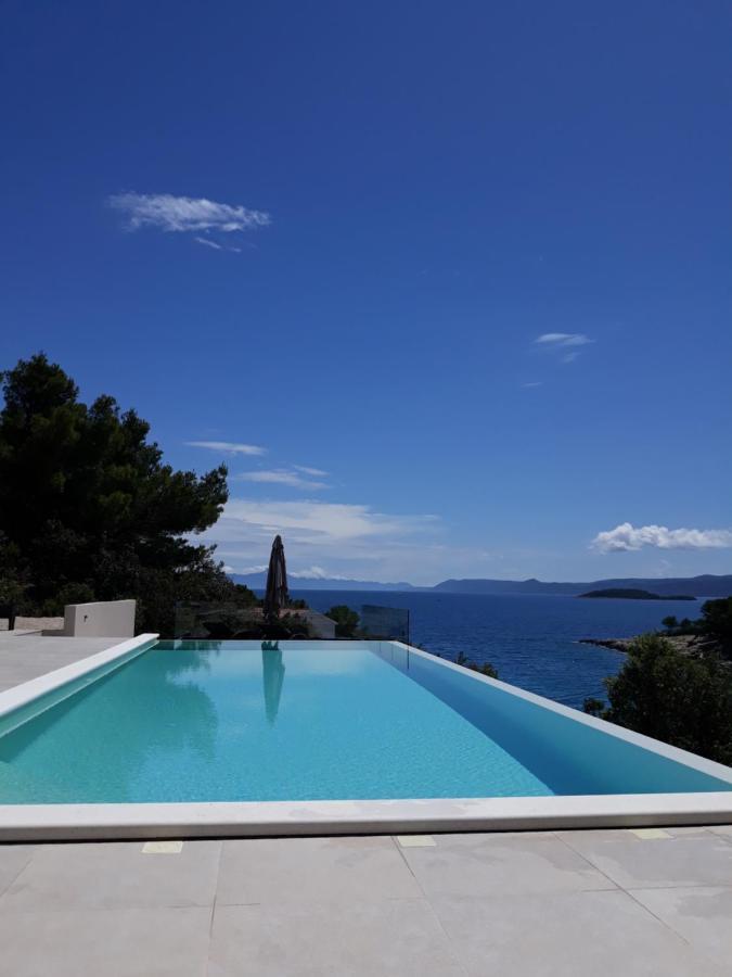 Holiday Hvar Vrbanj 外观 照片