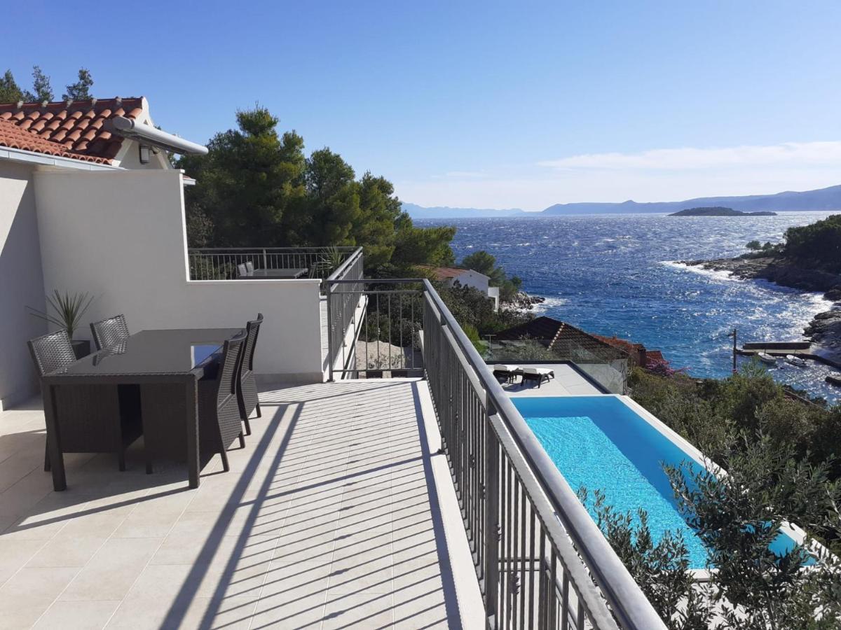 Holiday Hvar Vrbanj 外观 照片