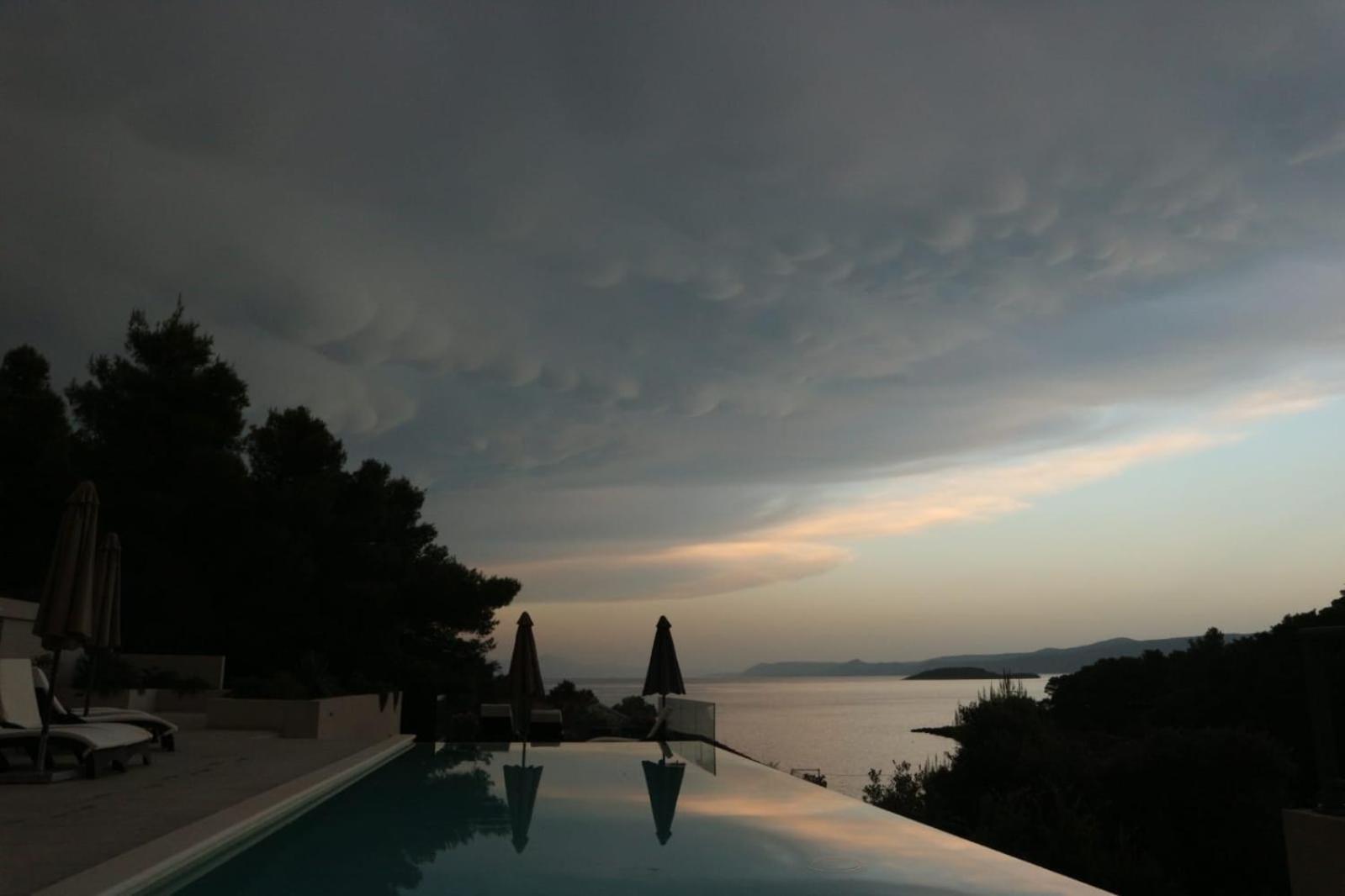 Holiday Hvar Vrbanj 外观 照片