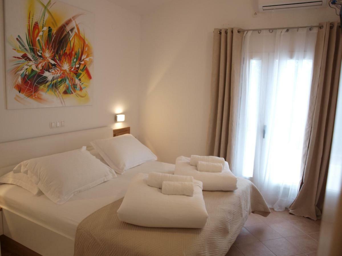 Holiday Hvar Vrbanj 外观 照片