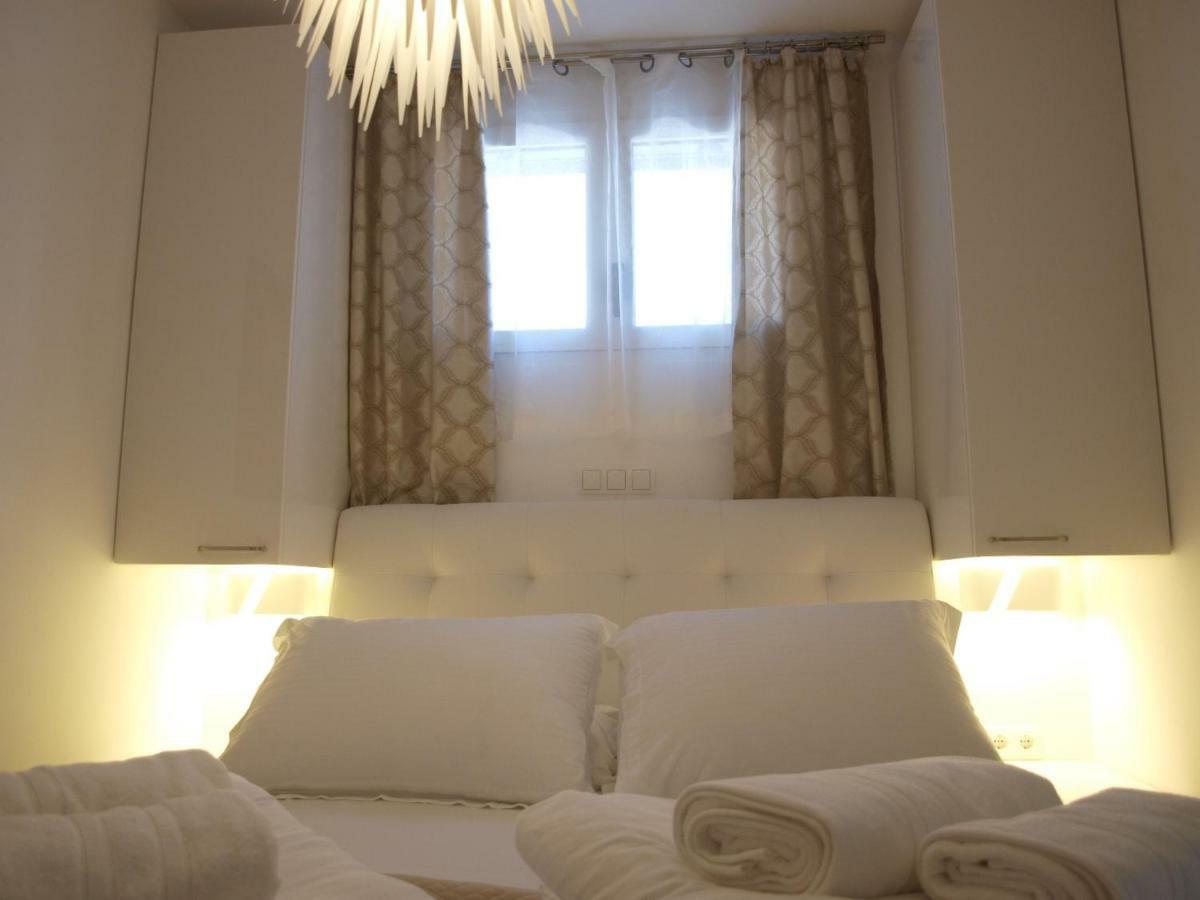 Holiday Hvar Vrbanj 外观 照片